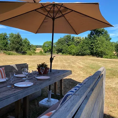 Hébergement de vacances Grand Chez Domaine Château De Bussolles